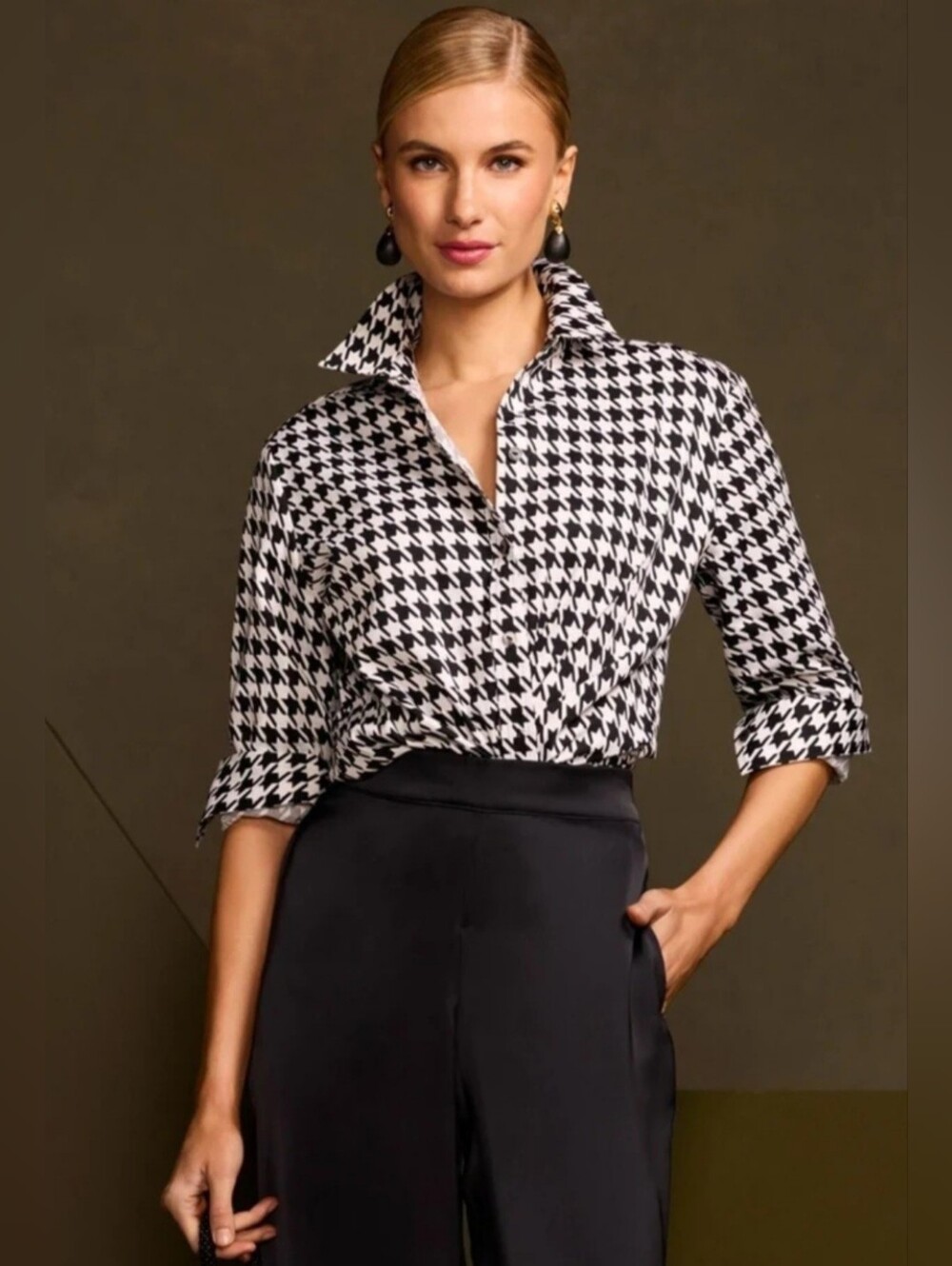 Foxcroft Meghan Classic Houndstooth Long Sleeve Button Down Shirt.